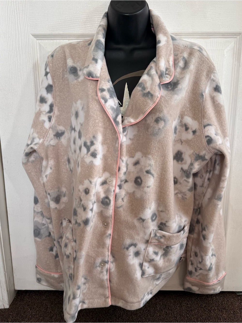 Simply Vera Vera Wang Girls Plush Floral Pajama Top - Taupe with Pink Trim